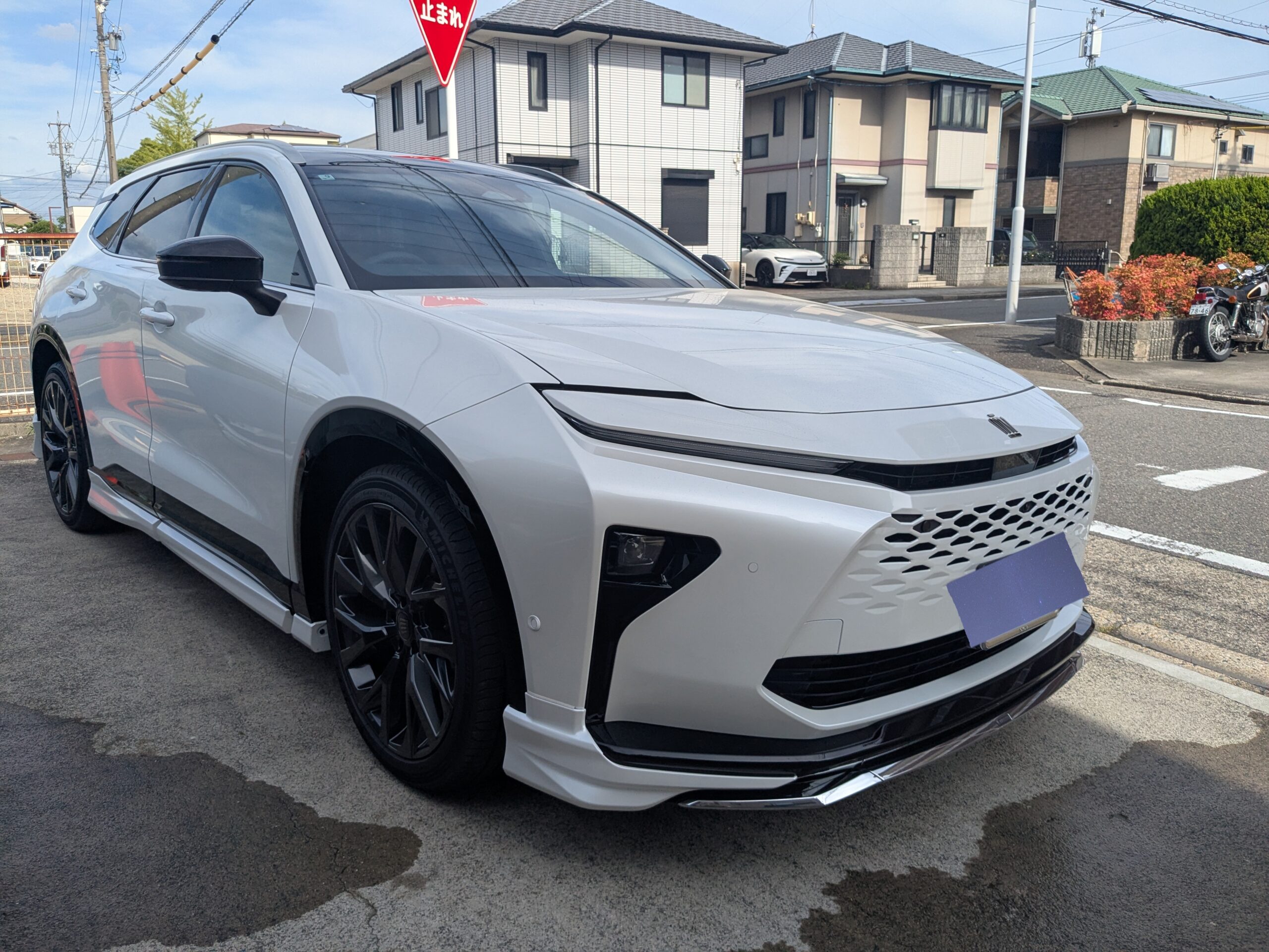 トヨタ クラウンエステート 2025年式 施工の様子