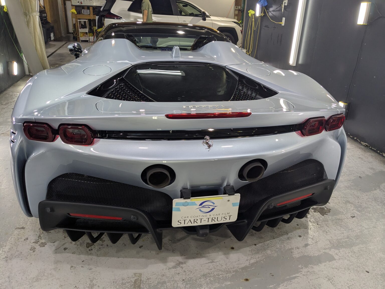 フェラーリ SF90スパイダー(2024年式) プロテクションフィルム・ホイールコーティングの写真