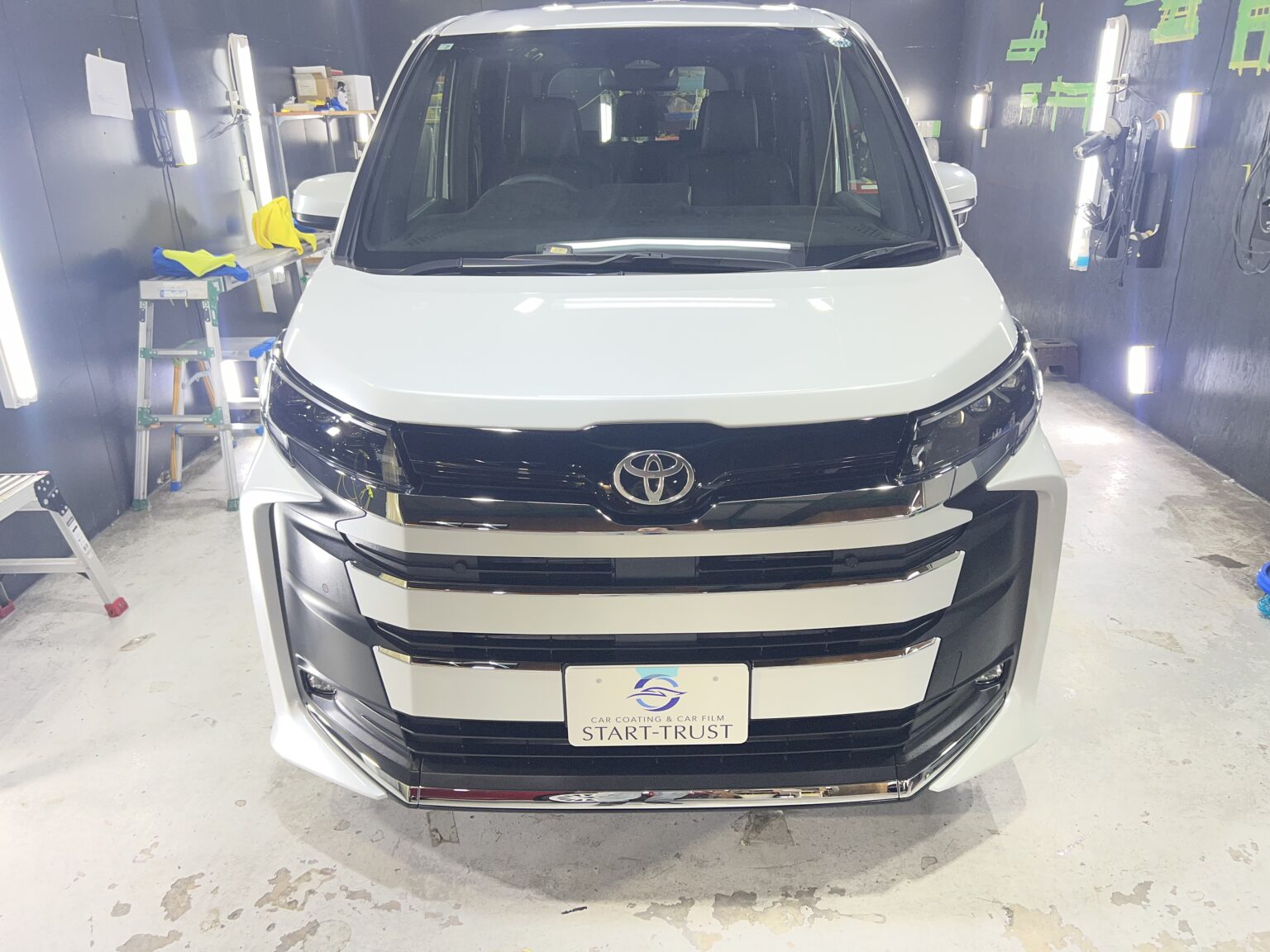 トヨタ ノア (90系)(2026年式) 施工後のボディコーティング