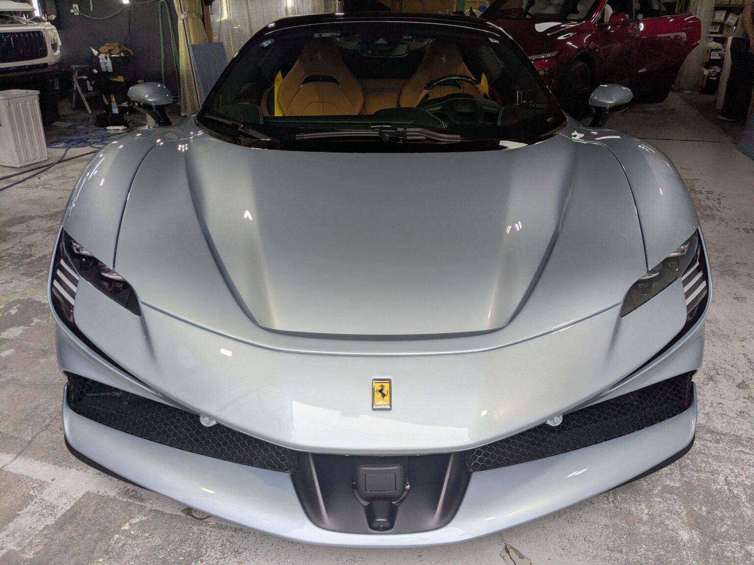 フェラーリ SF90スパイダー(2024年式) プロテクションフィルム・ホイールコーティングの写真