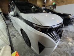 日産 セレナ (C28系)のボディコーティング｜名古屋市南区よりご来店・スタートラスト
