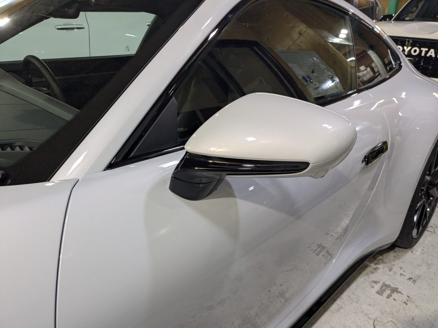 ポルシェ 911 Carrera クーペ(2026年式) プロテクションフィルムの写真