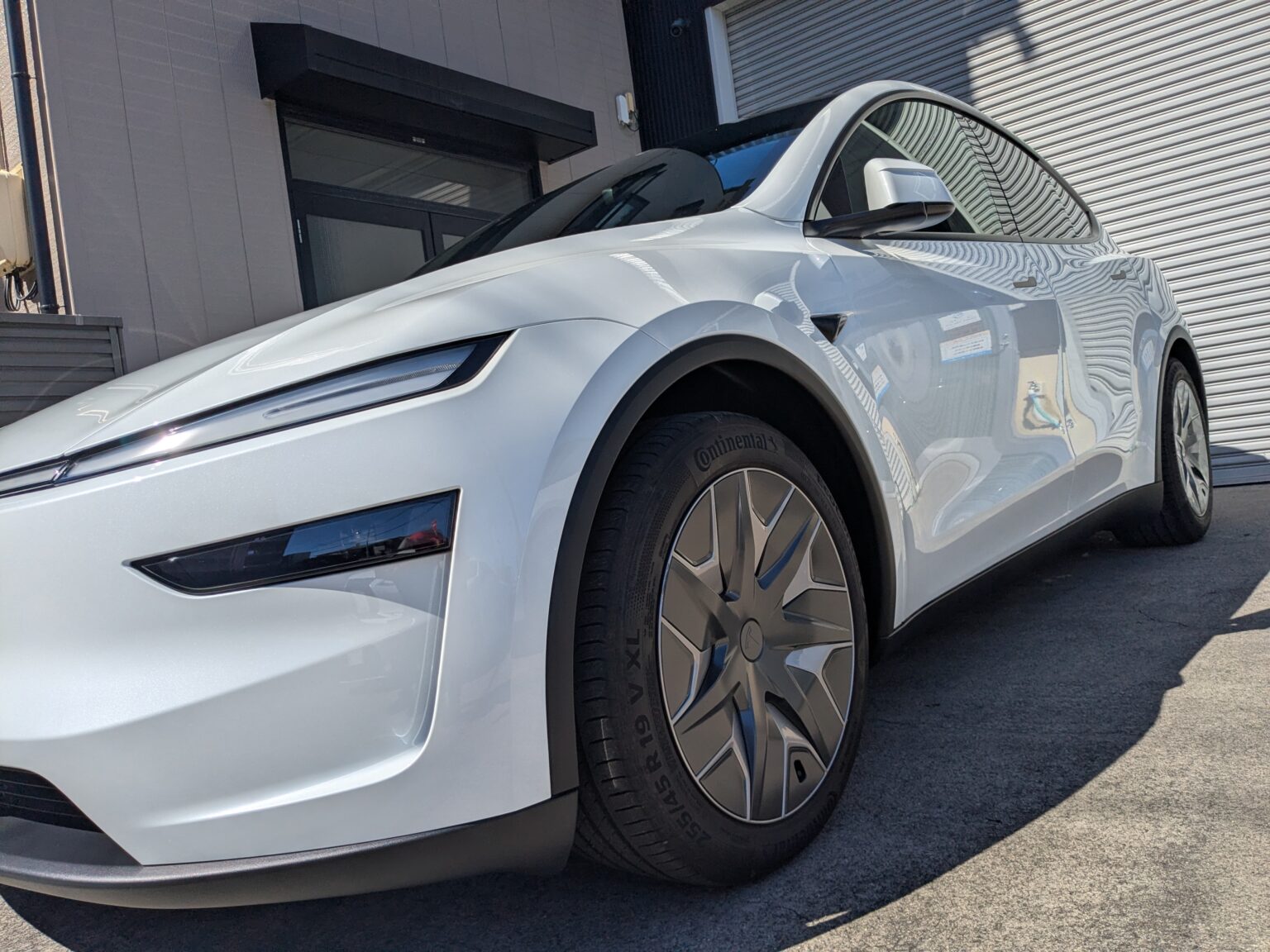 テスラ モデルY(2026年式) ボディコーティングの写真